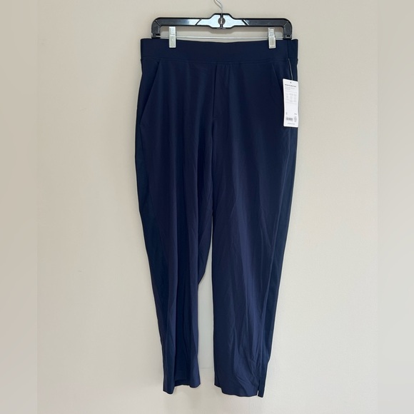 NWT Athleta Brooklyn Mid Rise Ankle Pant in Navy Blue, size 8 - Picture 2 of 11